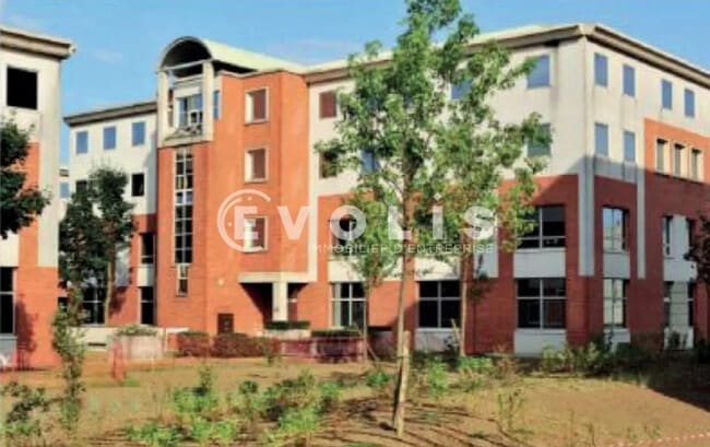 Plus de détails pour 108-110 Rue Du Lieutenant Petit Leroy, Chevilly-Larue - Bureau, Local d'activités à louer