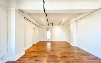 402 W Pender St, Vancouver, BC à vendre Photo intérieure– Image 1 sur 2