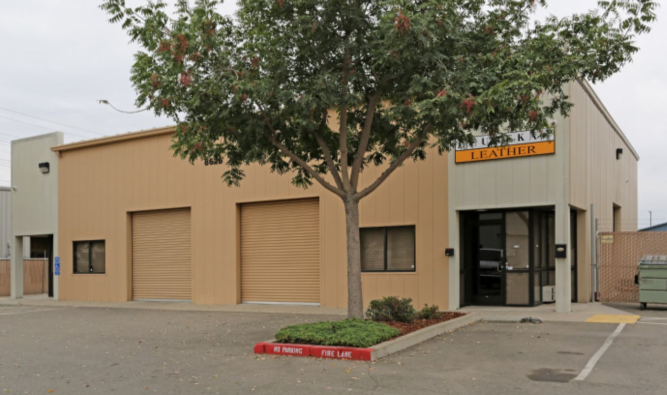 8626 Elder Creek Rd, Sacramento, CA à louer Photo de l’immeuble– Image 1 sur 3