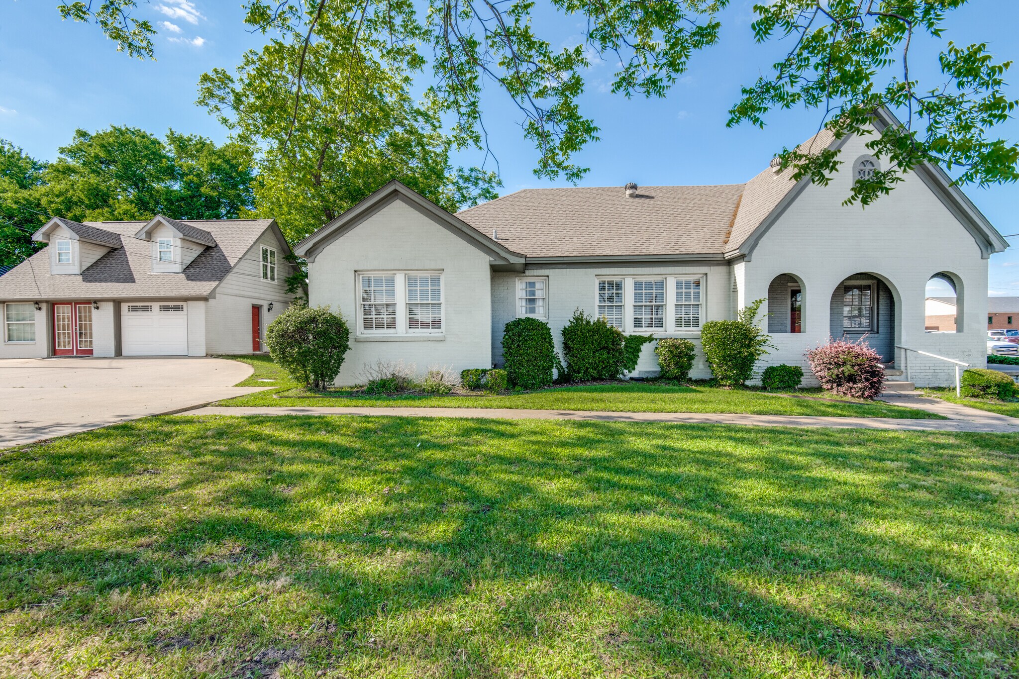 209 S Main St, Lindale, TX à vendre Photo de l’immeuble– Image 1 sur 85