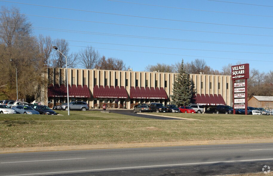 1701 SW Us-40 Hwy, Blue Springs, MO à louer - Photo de l’immeuble – Image 2 sur 11