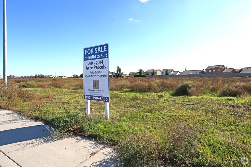 6 Commercial lots for sale in Atwater portefeuille de 6 biens à vendre sur LoopNet.fr - Photo principale – Image 3 sur 8