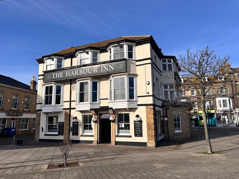 Royal Plain, Lowestoft à vendre - Photo de l’immeuble – Image 3 sur 12