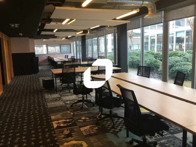 Plus de détails pour Bureau à louer