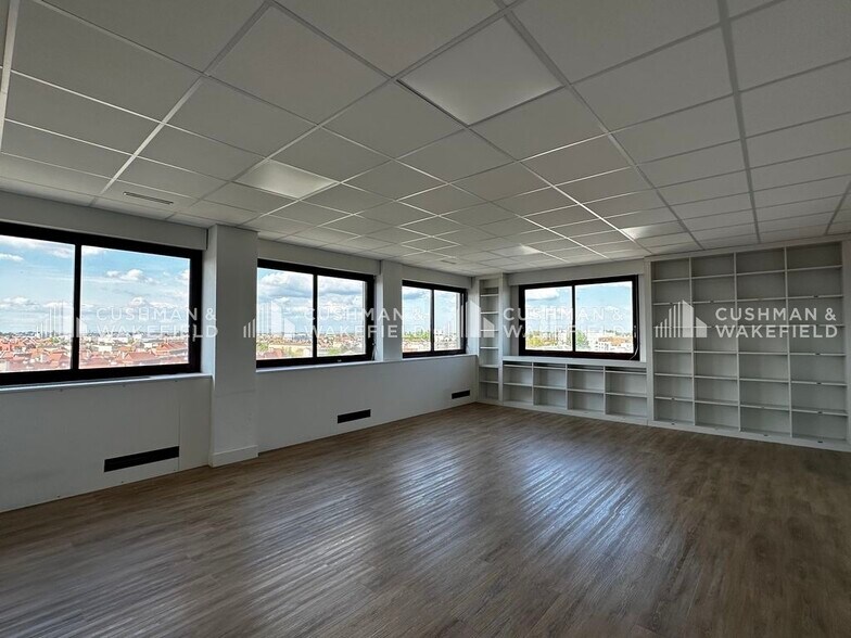 Bureau dans Schiltigheim à louer - Photo intérieure – Image 2 sur 11
