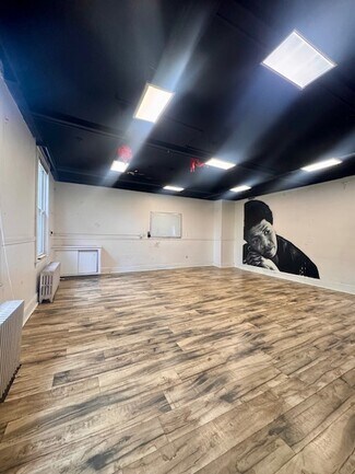 Plus de détails pour 1619 Beacon St, Brookline, MA - Bureau à louer