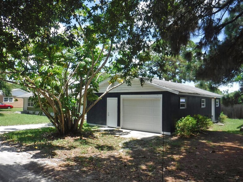 3261 S Us Highway 1, Fort Pierce, FL à vendre - Photo de l’immeuble – Image 3 sur 10