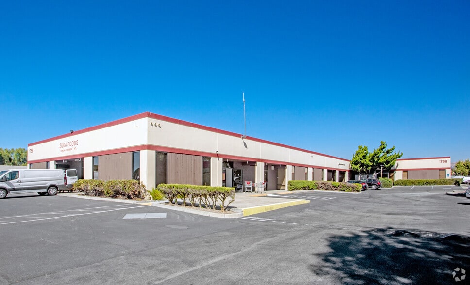1758 Junction Ave, San Jose, CA à louer - Photo principale – Image 1 sur 6
