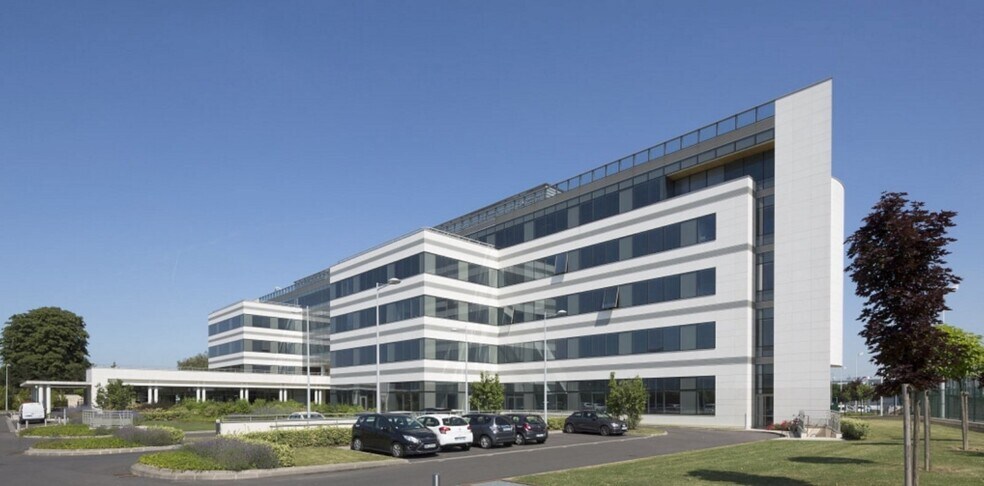 1-15 Rue Du 1er Mai, Nanterre à louer - Photo de l’immeuble – Image 3 sur 14