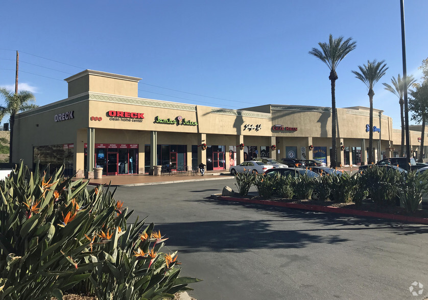 990 Ontario Mills Dr, Ontario, CA à louer - Photo de l’immeuble – Image 1 sur 7