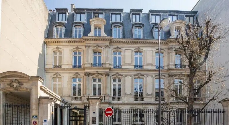 Rue Paul Baudry, Paris à louer - Photo de l’immeuble – Image 2 sur 23