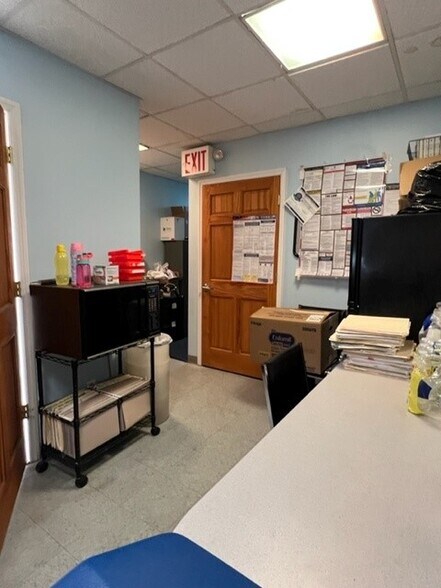 3050 Grand Concourse, Bronx, NY à louer - Photo de l’immeuble – Image 3 sur 14