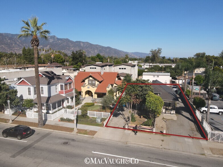 826 N Fair Oaks Ave, Pasadena, CA à vendre - Photo de l’immeuble – Image 3 sur 11