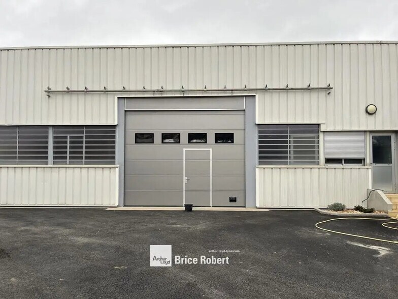 14 Rue Du Canal, Villeurbanne à louer - Photo de l’immeuble – Image 1 sur 7