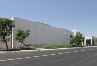 Plus de détails pour 3351B Grapevine St, Jurupa Valley, CA - Industriel/Logistique à vendre