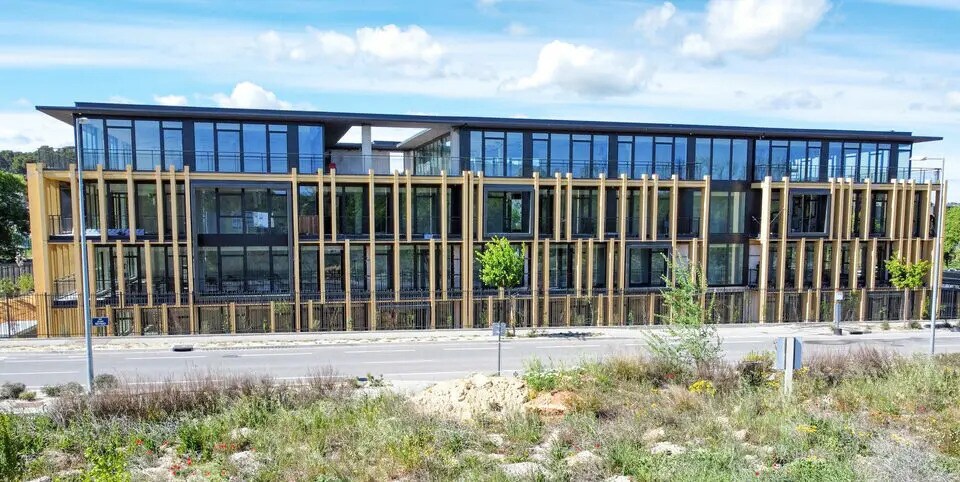 Bureau dans Aix-en-Provence à louer - Photo de l’immeuble – Image 1 sur 4