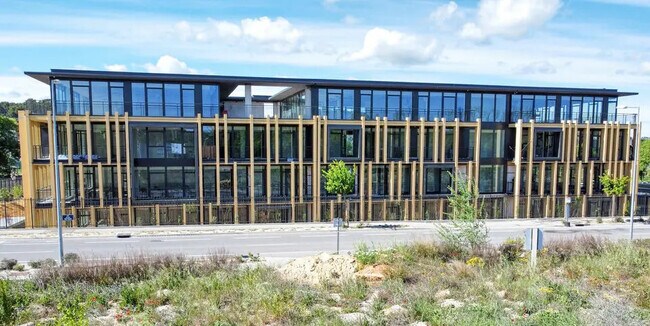 Plus de détails pour Bureau à louer