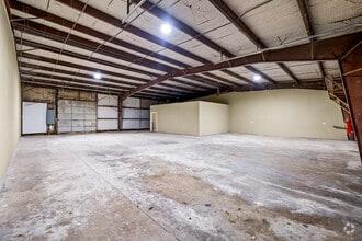 1229 Colorado Ln, Arlington, TX à louer Photo intérieure– Image 2 sur 7