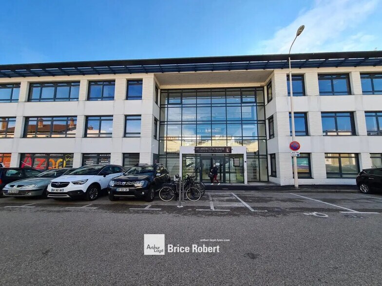 Bureau dans Lyon à louer - Photo de l’immeuble – Image 1 sur 10