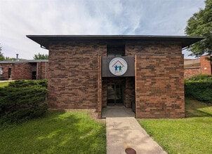 6400 N University St, Peoria, IL à louer Photo intérieure– Image 2 sur 14