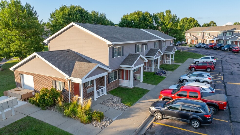 4508 E Brennan Dr, Sioux Falls, SD à vendre - Aérien – Image 3 sur 15