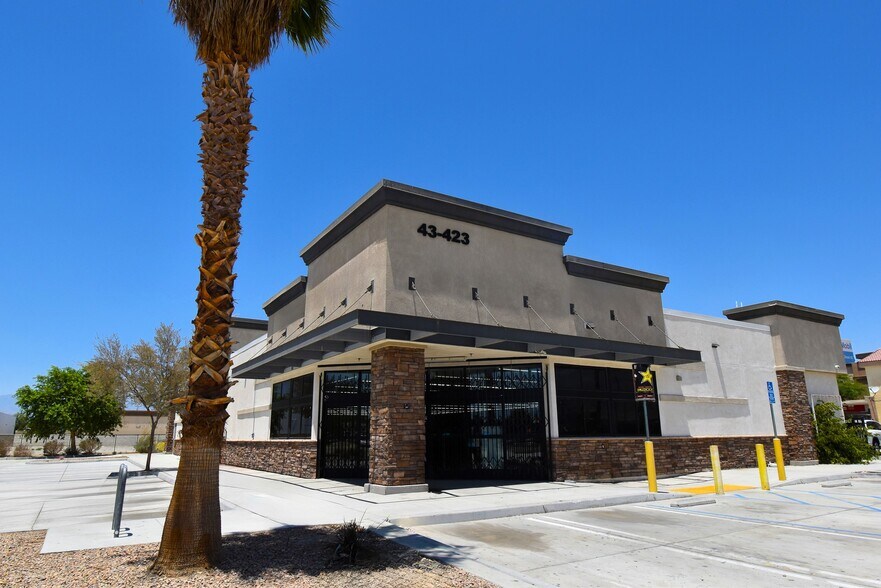 43423 Monroe St, Indio, CA à vendre - Photo de l’immeuble – Image 3 sur 18