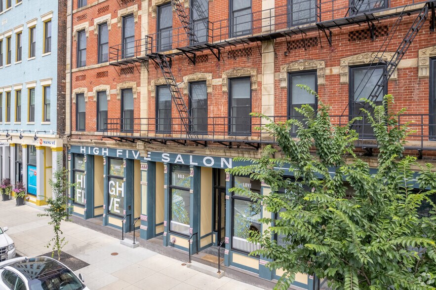 1818 Race St, Cincinnati, OH à louer - Photo de l’immeuble – Image 3 sur 4
