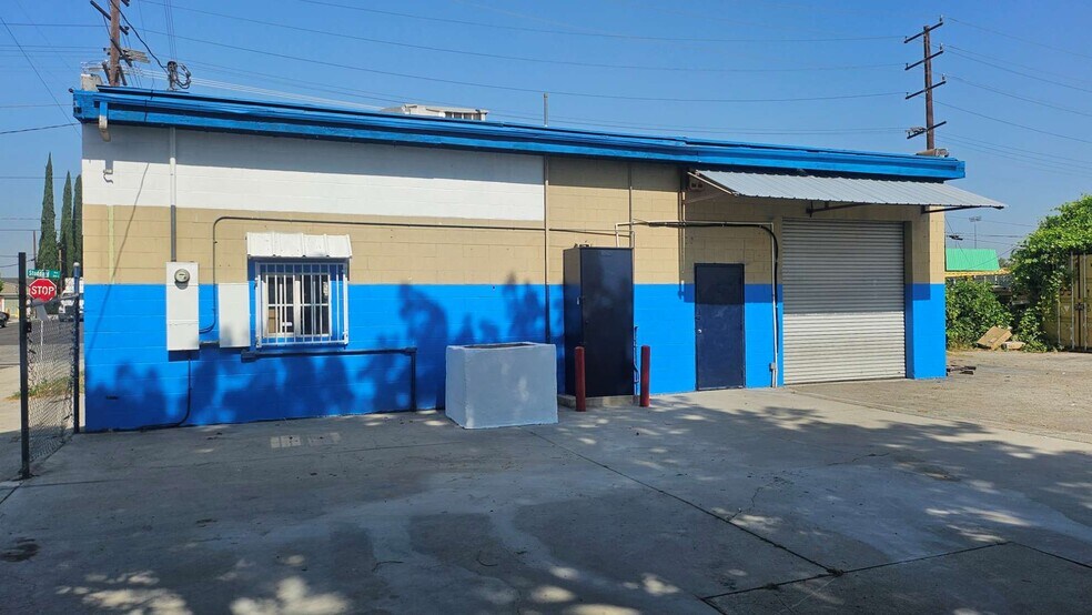 432 Oak St, San Bernardino, CA à vendre - Photo de l’immeuble – Image 2 sur 8