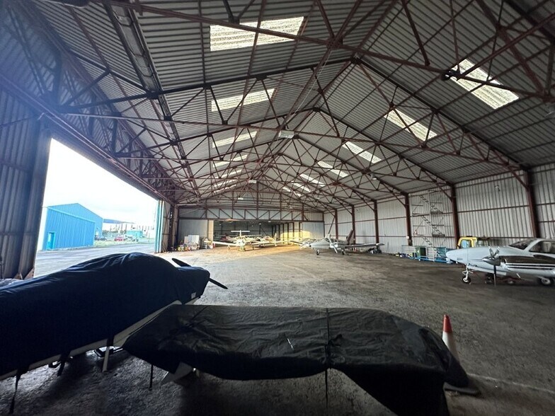 Hangar 4, Isle of Man Airport, Isle Of Man à louer - Photo intérieure – Image 3 sur 3