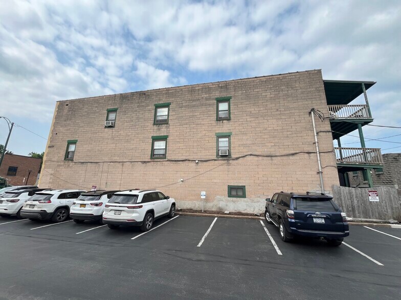 132-138 Lenox Ave, Oneida, NY à vendre - Photo de l’immeuble – Image 3 sur 12