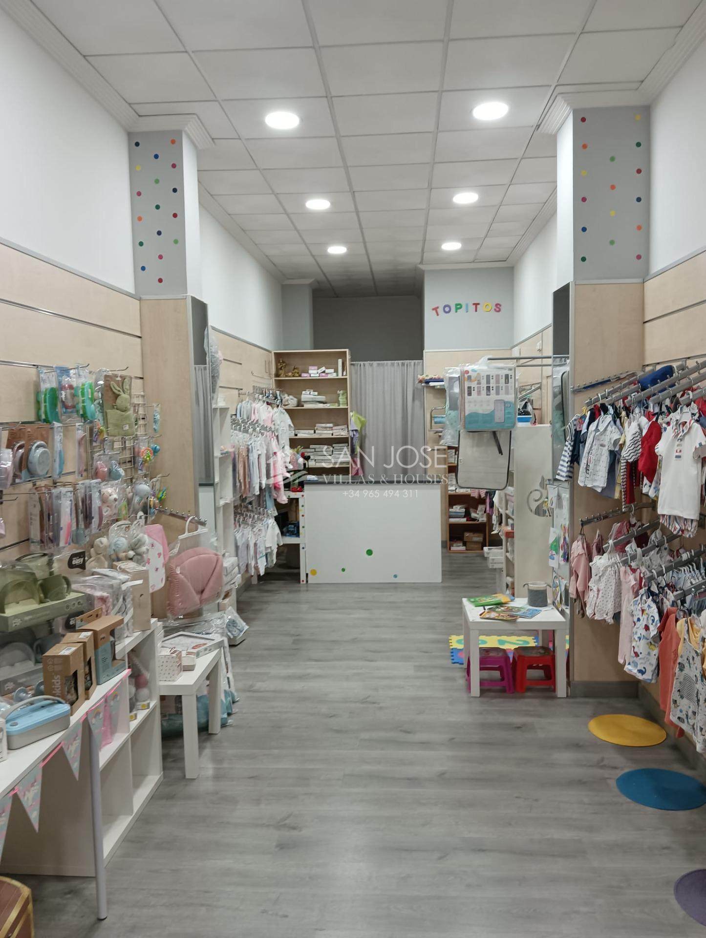 Local commercial dans Aspe à louer Photo de l’immeuble– Image 1 sur 8