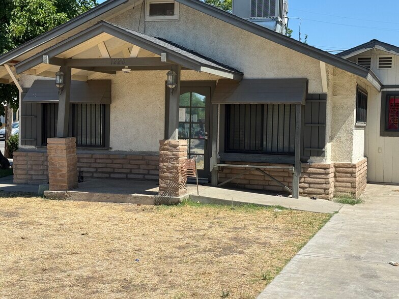 1220 Jepsen Ave, Corcoran, CA à vendre - Photo de l’immeuble – Image 2 sur 4