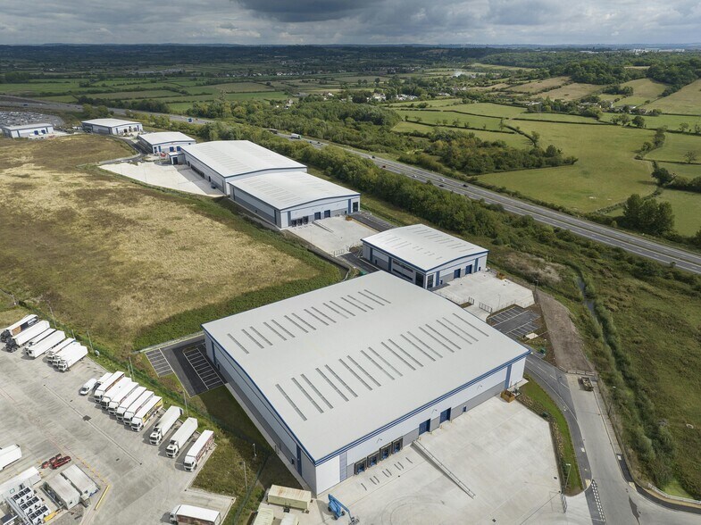 Palmer Av, Severn Beach à louer - Photo de l’immeuble – Image 2 sur 76