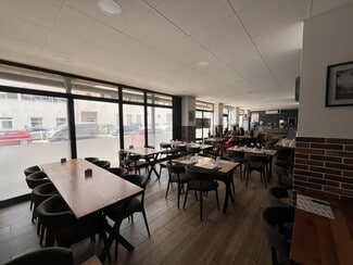 Plus de détails pour Local commercial à louer