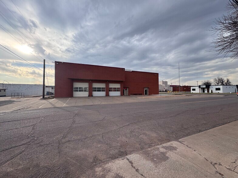200 Commerce St, Altus, OK à louer - Photo de l’immeuble – Image 2 sur 5