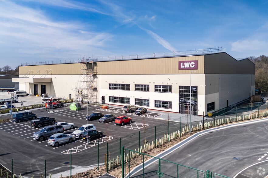 Knowsley Ln, Liverpool à louer - Photo principale – Image 1 sur 5