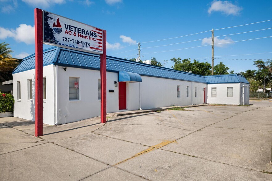 419 S Pinellas Ave, Tarpon Springs, FL à vendre - Photo de l’immeuble – Image 2 sur 29