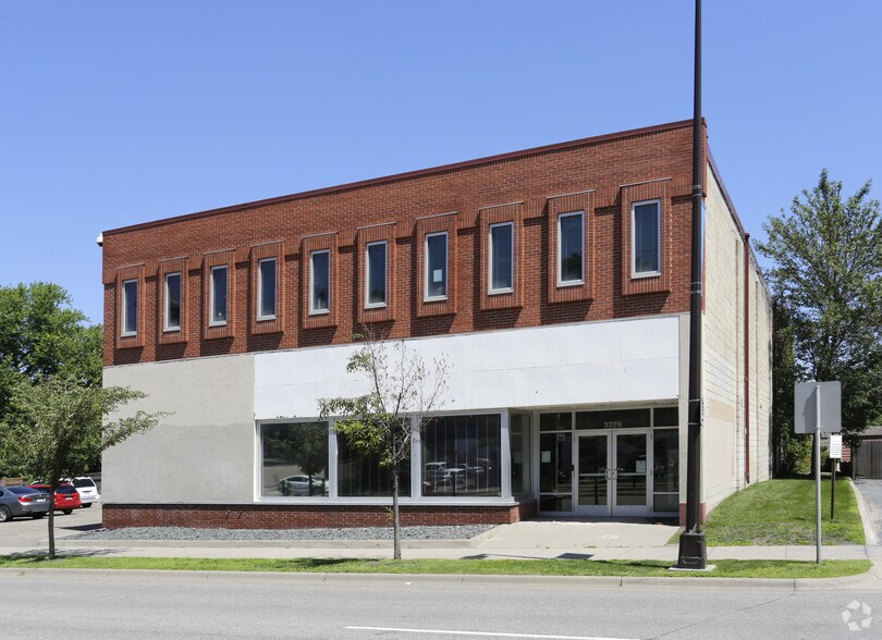 3329 SE University Ave, Minneapolis, MN à vendre - Photo principale – Image 1 sur 2