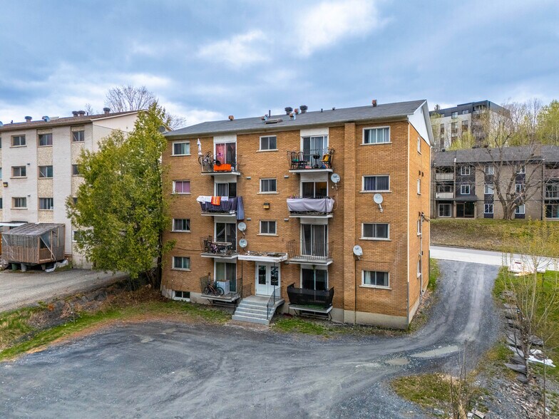 195 Rue Wilson, Sherbrooke, QC à vendre - Photo de l’immeuble – Image 3 sur 13
