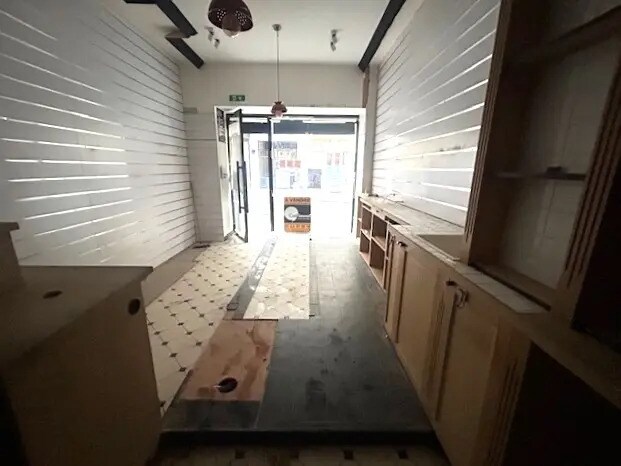 Local commercial dans Paris à vendre - Photo intérieure – Image 2 sur 5