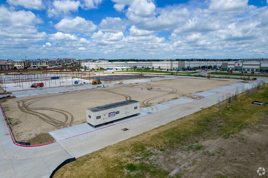 2601 TX-121, Lewisville, TX à vendre - Photo de l’immeuble – Image 3 sur 13