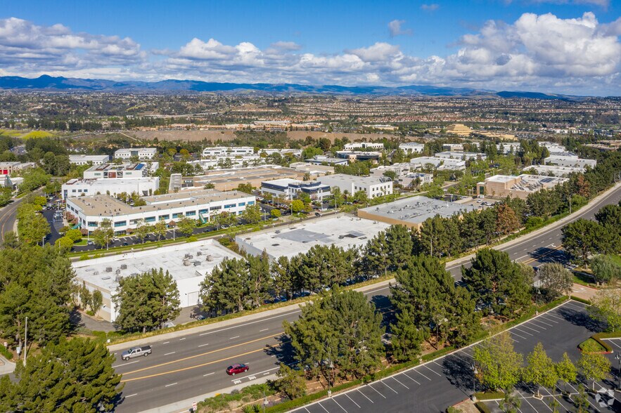 12 Journey, Aliso Viejo, CA à louer - Aérien – Image 3 sur 5