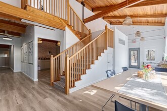 271 Grove Ave, Verona, NJ à louer Photo intérieure– Image 1 sur 18