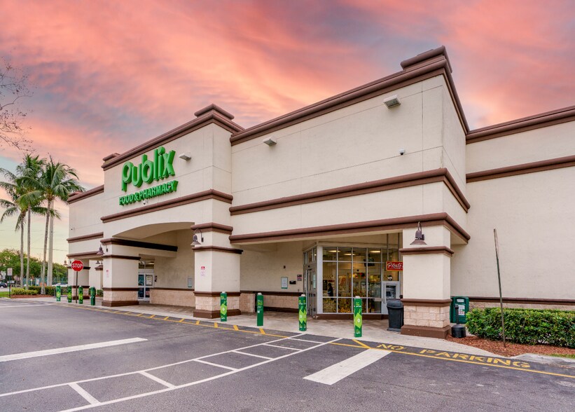 8140-8170 W McNab Rd, North Lauderdale, FL à louer - Photo de l’immeuble – Image 1 sur 3