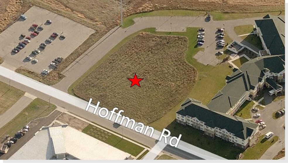 1686 Hoffman Rd, Green Bay, WI à vendre - Photo de l’immeuble – Image 3 sur 6