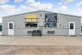 W5285 Highway 82, Mauston, WI à louer Photo intérieure– Image 1 sur 1