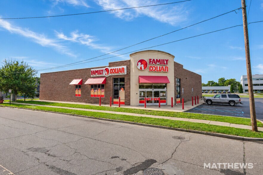 120 E Broadway Ave, Muskegon, MI à vendre - Photo de l’immeuble – Image 2 sur 2