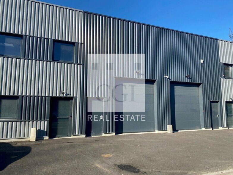 662 Rue Des Jonchères, Genay à louer - Photo de l’immeuble – Image 1 sur 5