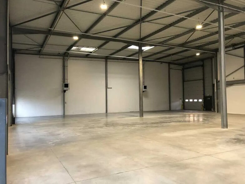 157 Avenue Charles Floquet, Le Blanc-Mesnil à louer - Photo de l’immeuble – Image 3 sur 14