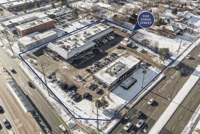 9218 Yonge St, Richmond Hill, ON à vendre Photo principale– Image 1 sur 3